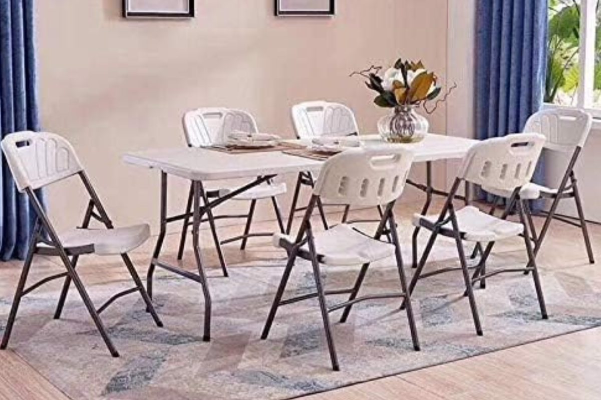 White heavy duty foldable chairs and tables for weddings in Kenya White heavy duty foldable chairs and tables for weddings in Kenya